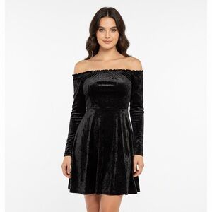 Hollister Black Velvet Long Sleeve Dress